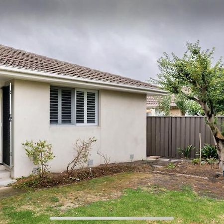 Guest Ensuite 7 Minutes From Airport Melbourne Luaran gambar