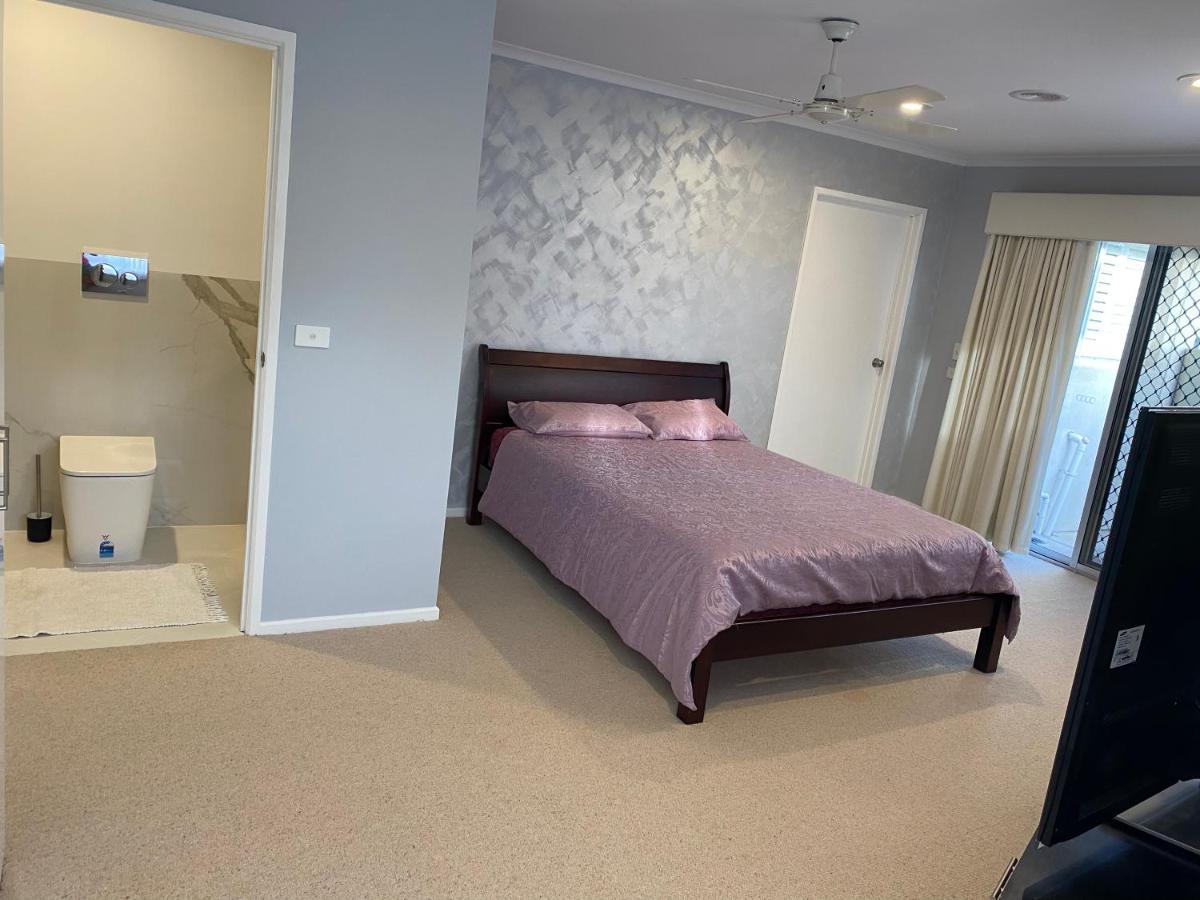 Guest Ensuite 7 Minutes From Airport Melbourne Luaran gambar